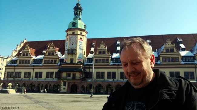 Peter Wilhelm vorm Alten Rathaus